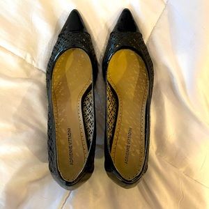 Adrienne Vittadini low heel shoe, black, size 11